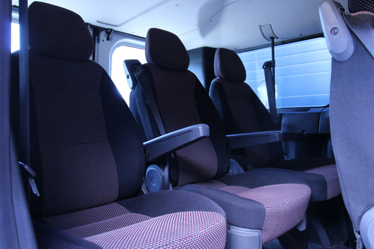 Peugeot 9 personenbus | AD Autobedrijf Dijkstra Cars Grou
